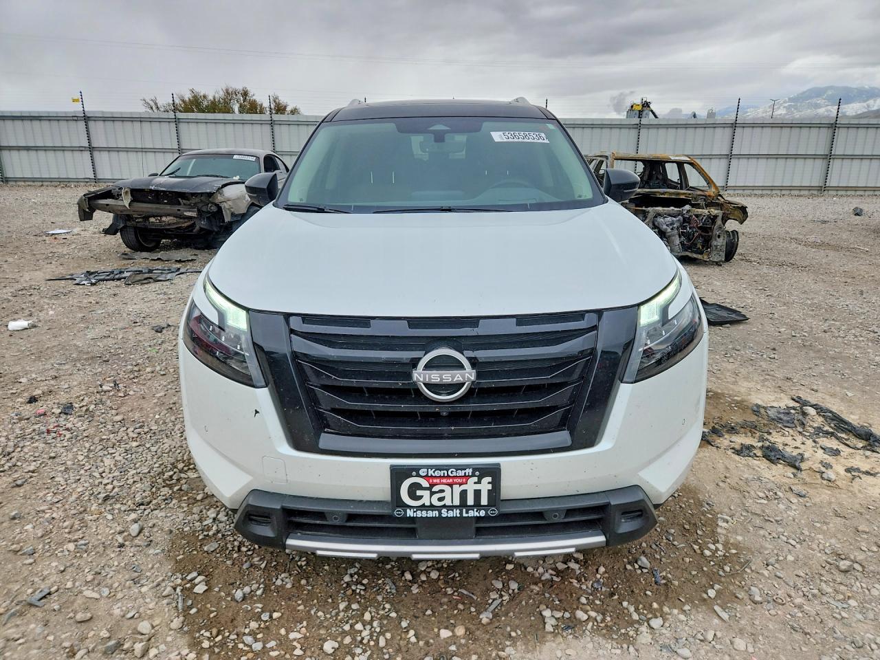 2025 Nissan Pathfinder Platinum - Фото 5