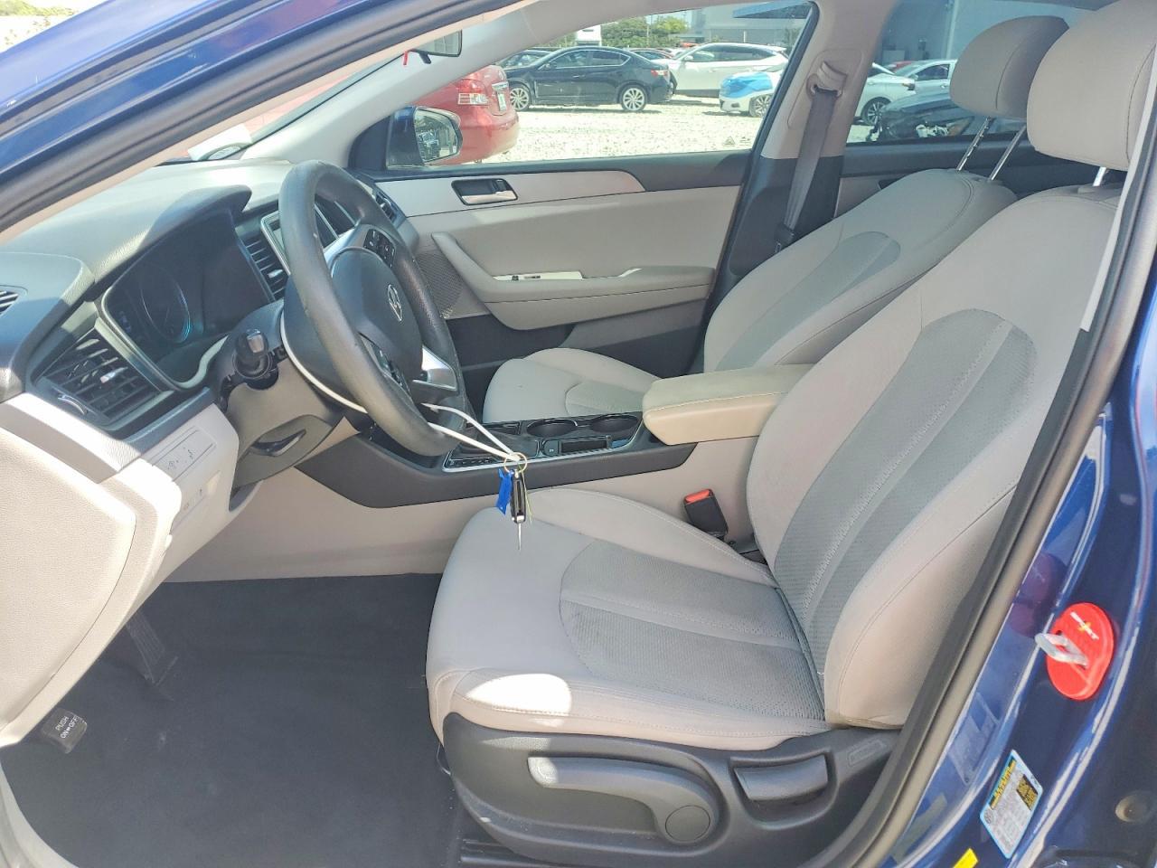 2019 Hyundai Sonata Se - Image 7