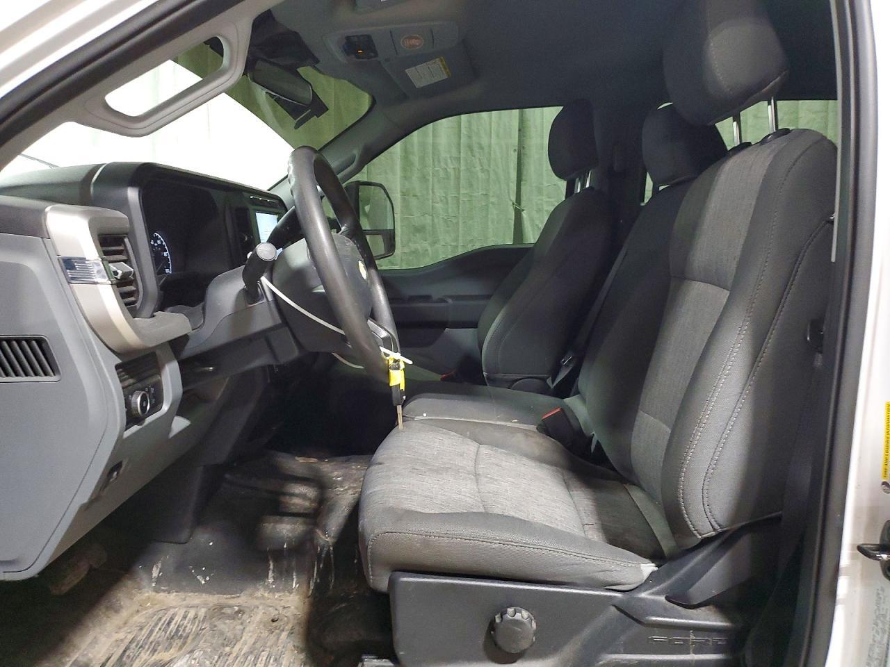 2023 Ford F250 - Фото 7