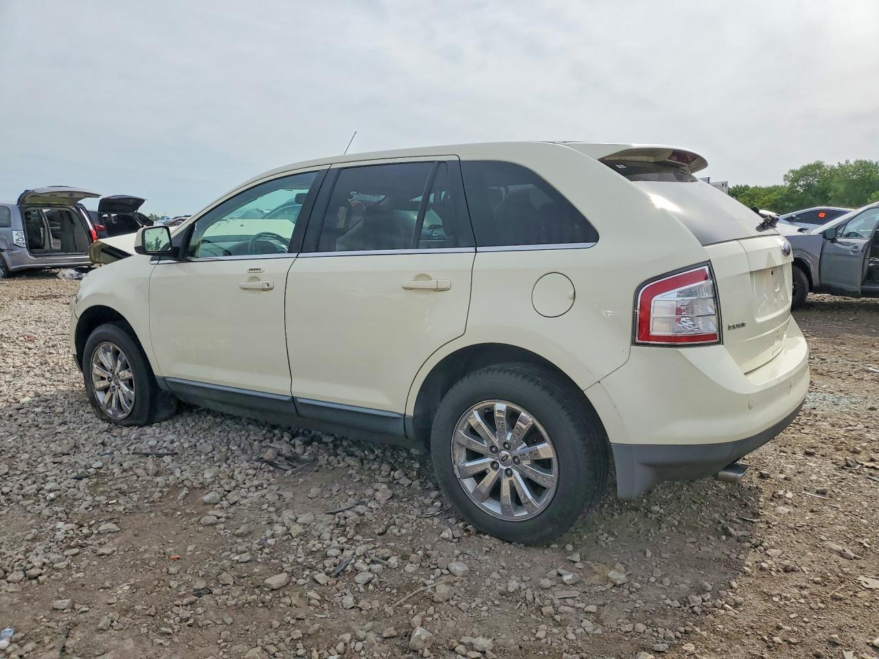 2008 Ford Edge Limited - Image 2