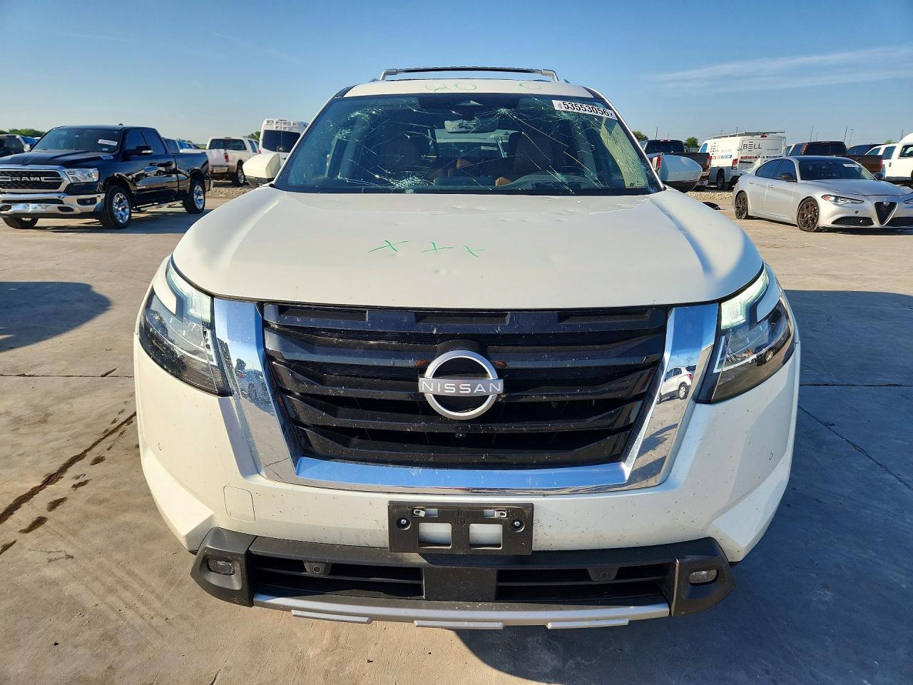2023 Nissan Pathfinder Platinum - Фото 5