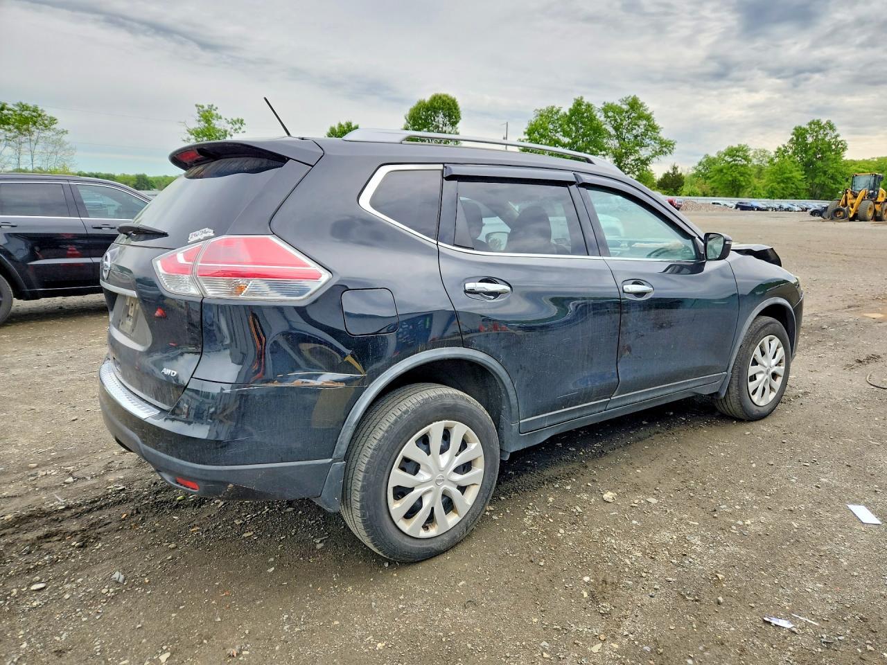 2016 Nissan Rogue S - Фото 3