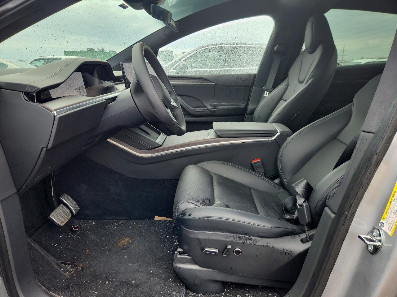 2025 Tesla Model X - Фото 7