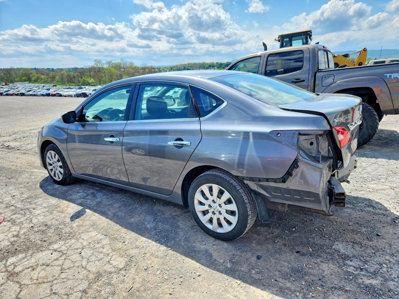 2019 Nissan Sentra S - Фото 2