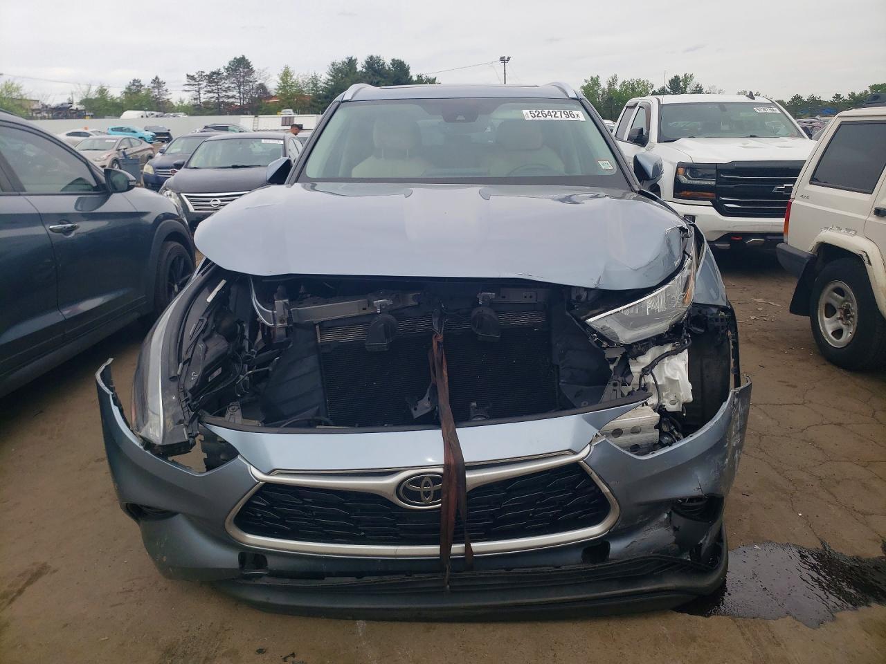 2020 Toyota Highlander Xle - Image 5