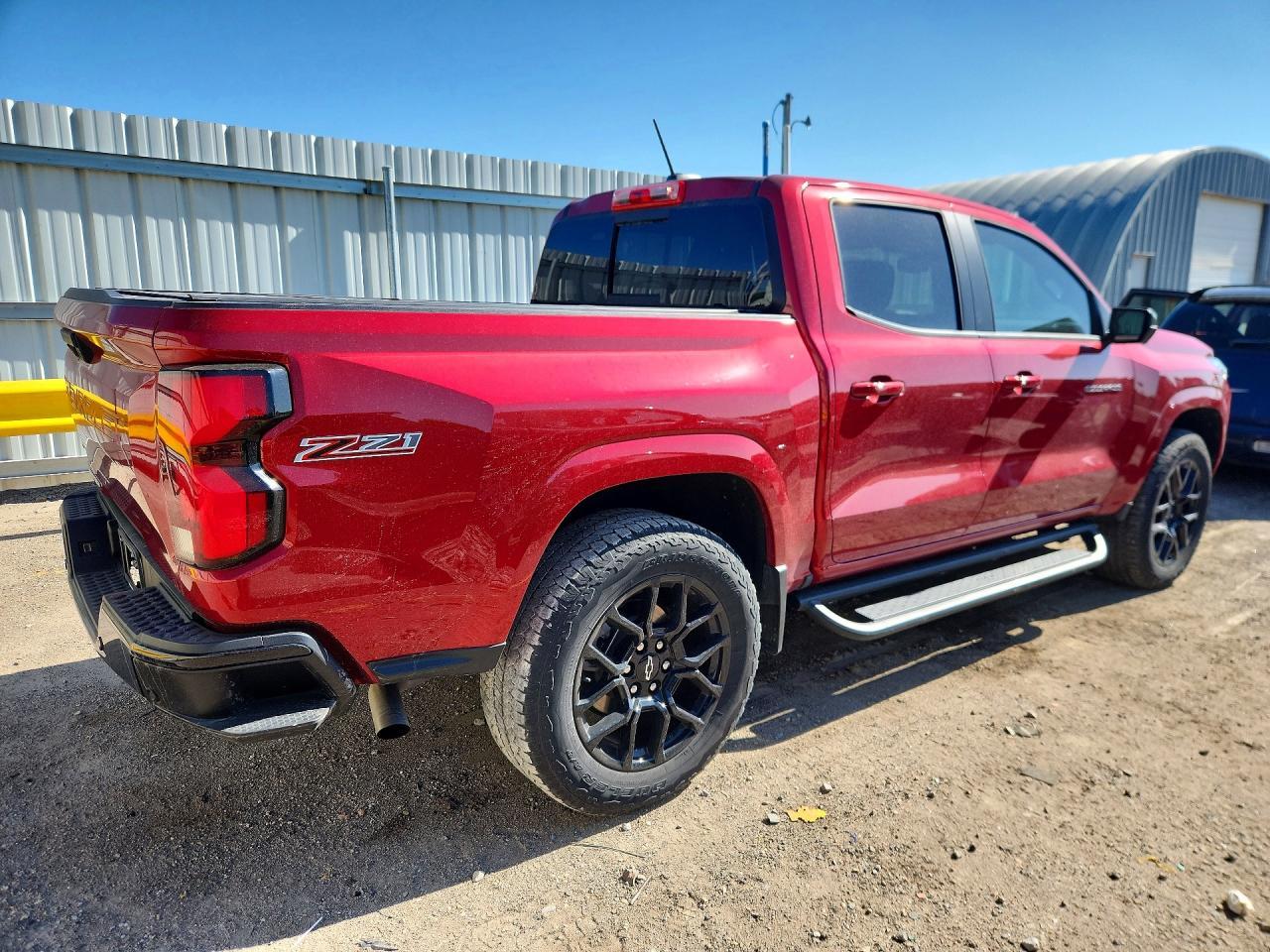 2024 Chevrolet Colorado Z71 - Фото 3