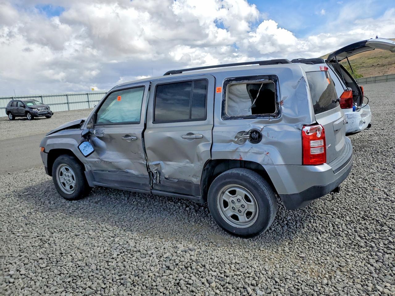 2016 Jeep Patriot Sport - Фото 2