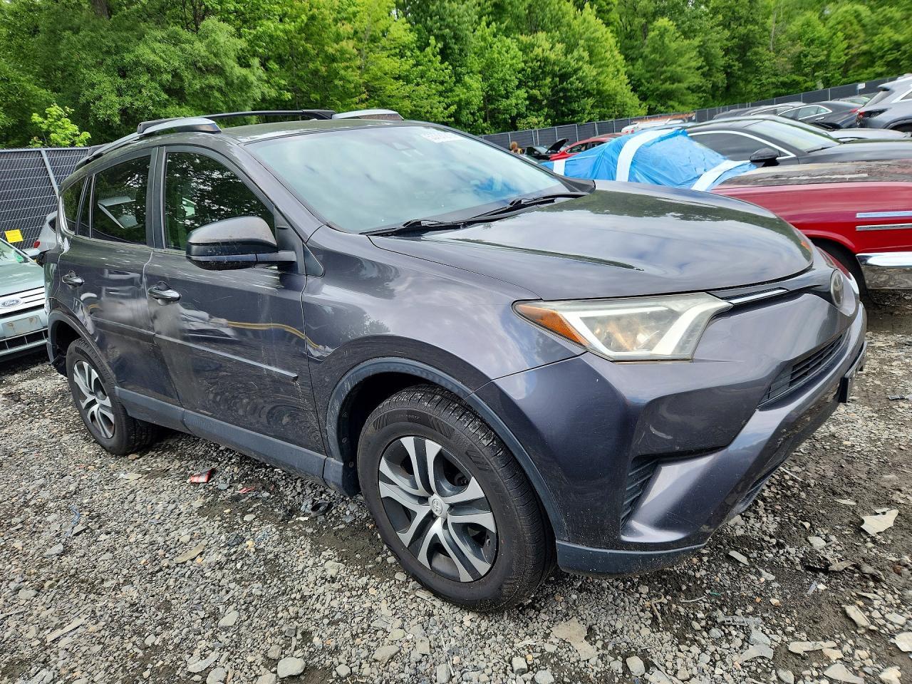 2017 Toyota Rav4 Le - Image 4