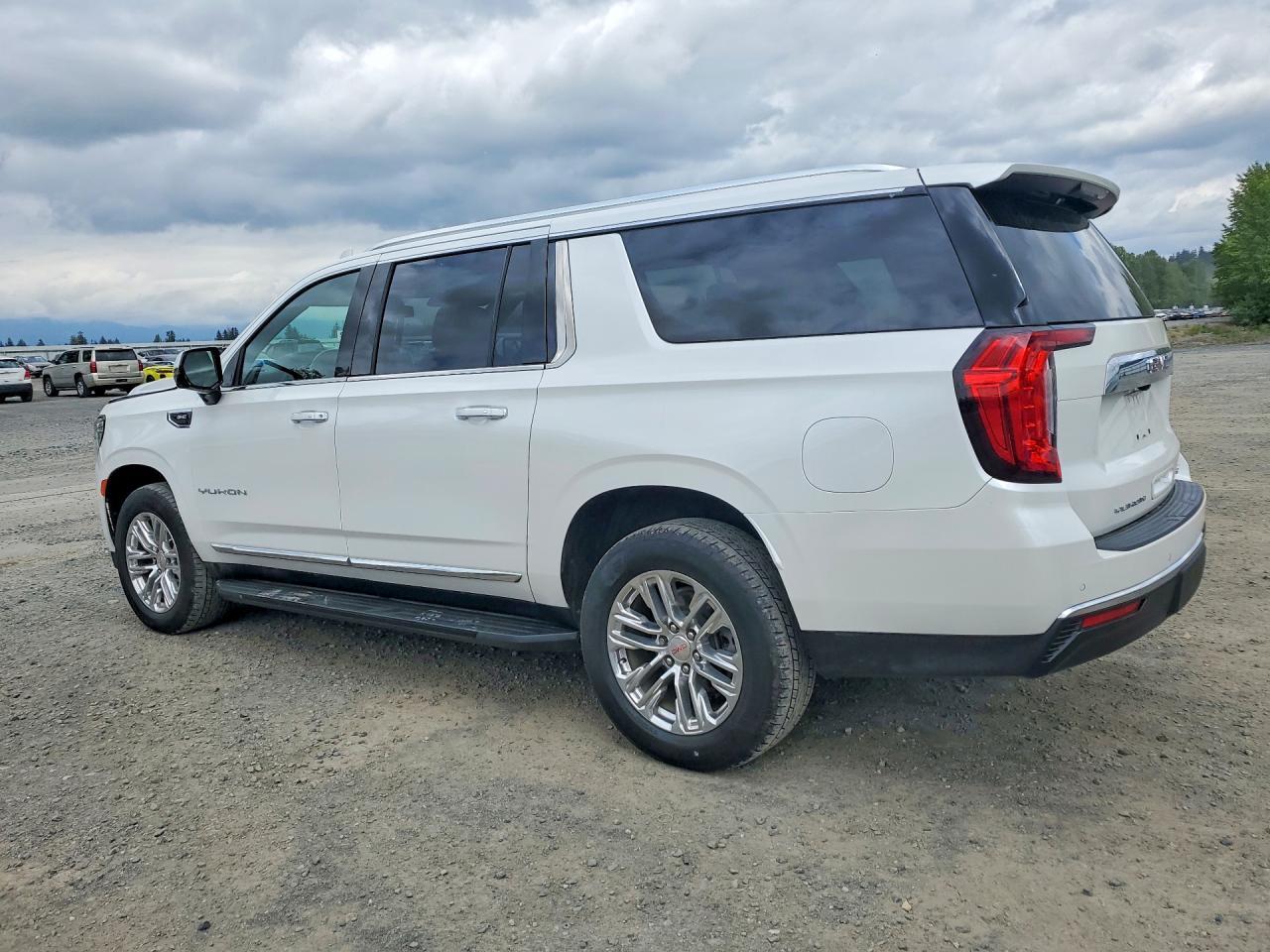 2022 GMC Yukon Xl - Фото 2