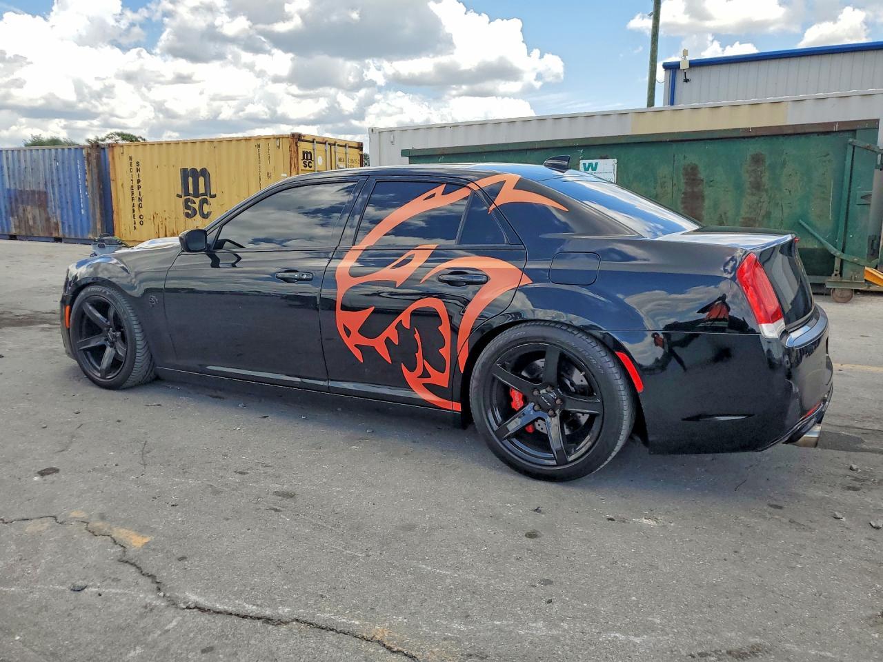 2016 Chrysler 300C - Фото 2
