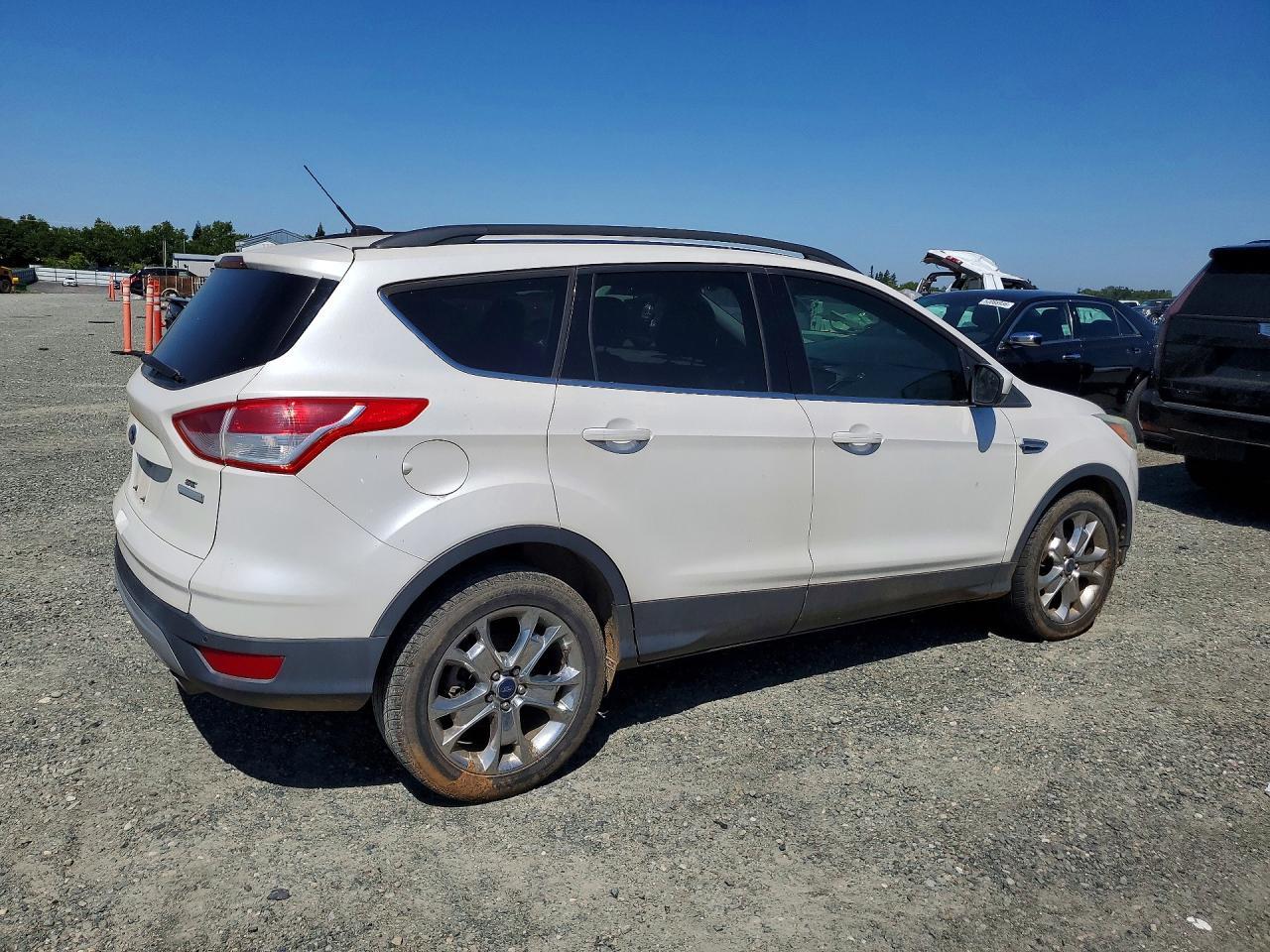 2016 Ford Escape Se - Фото 3