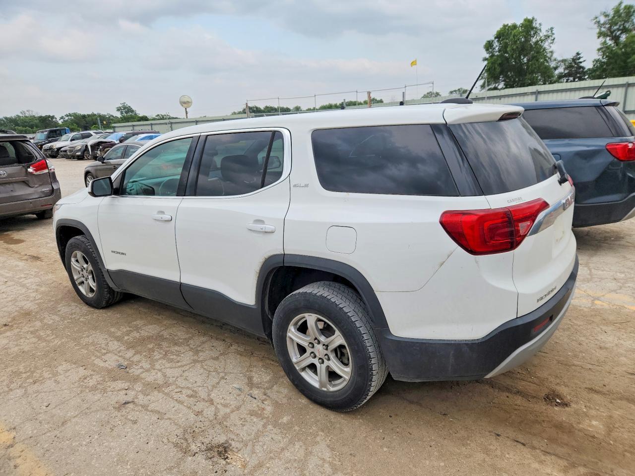 2018 GMC Acadia Sle - Фото 2