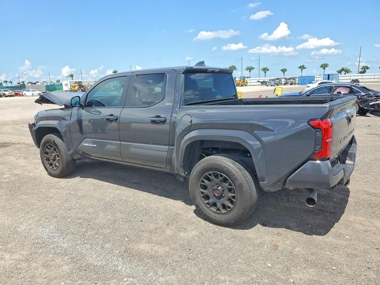 2025 Toyota Tacoma Sr5 - Фото 2