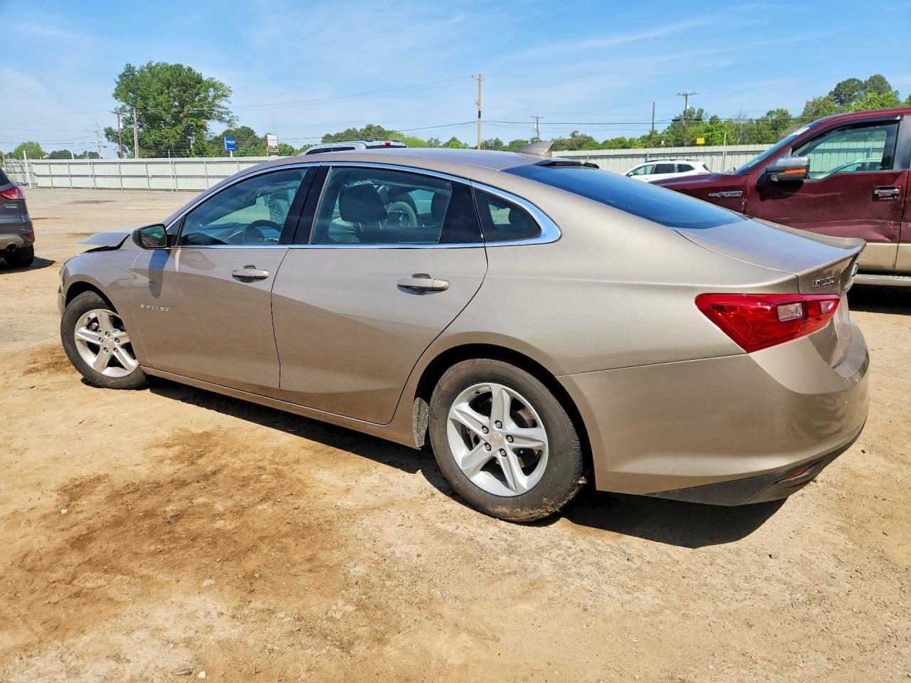 2023 Chevrolet Malibu Lt - Фото 2