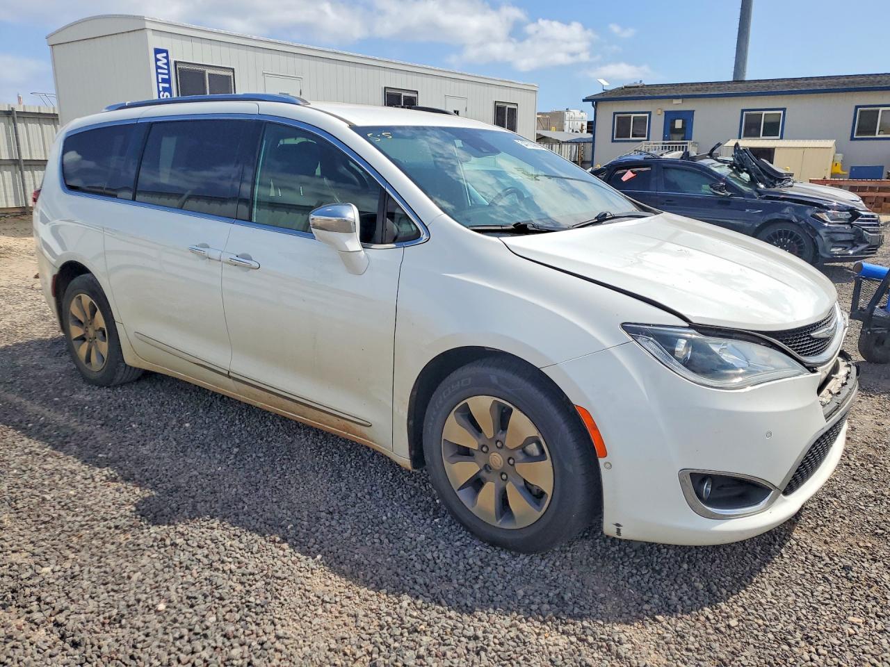 2020 Chrysler Pacifica Hybrid Limited - Фото 4