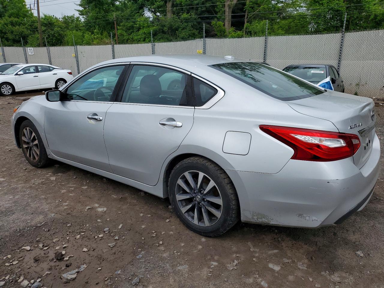 2017 Nissan Altima 2.5 Sv - Фото 2