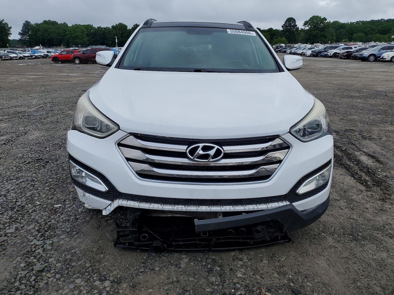 2016 Hyundai Santa Fe - Image 5