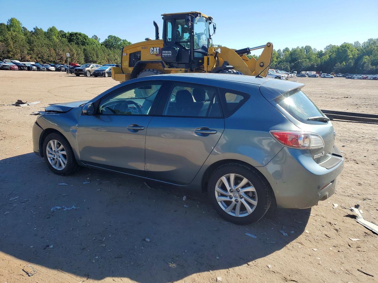 2012 Mazda 3 I - Image 2