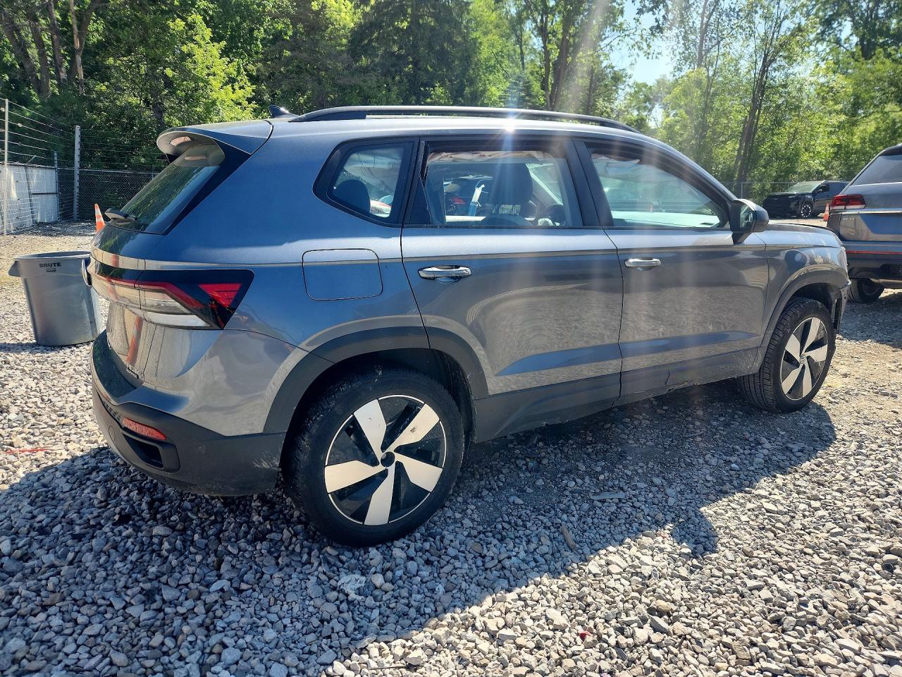2025 Volkswagen Taos S - Image 3