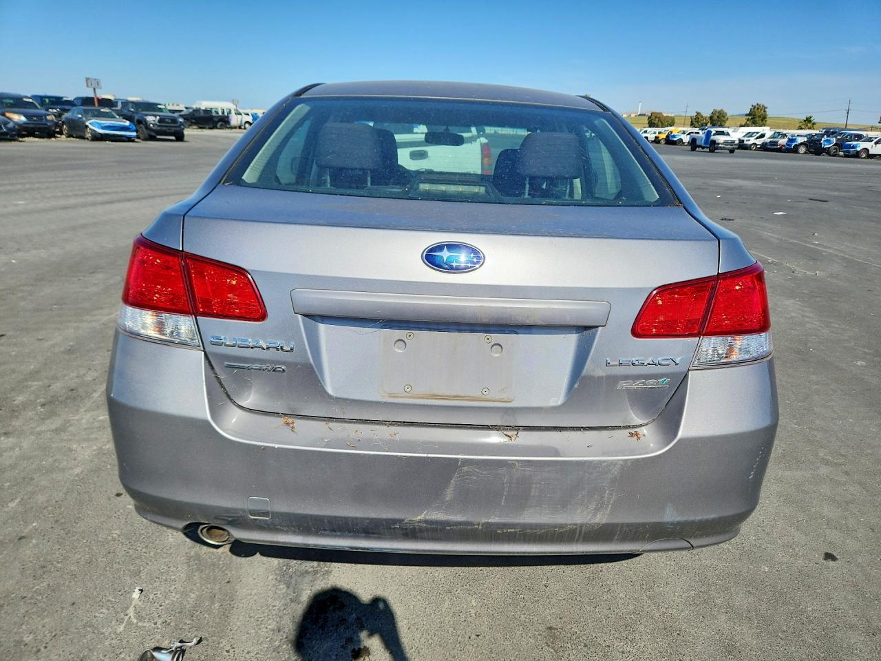 2010 Subaru Legacy 2.5I Premium - Image 6
