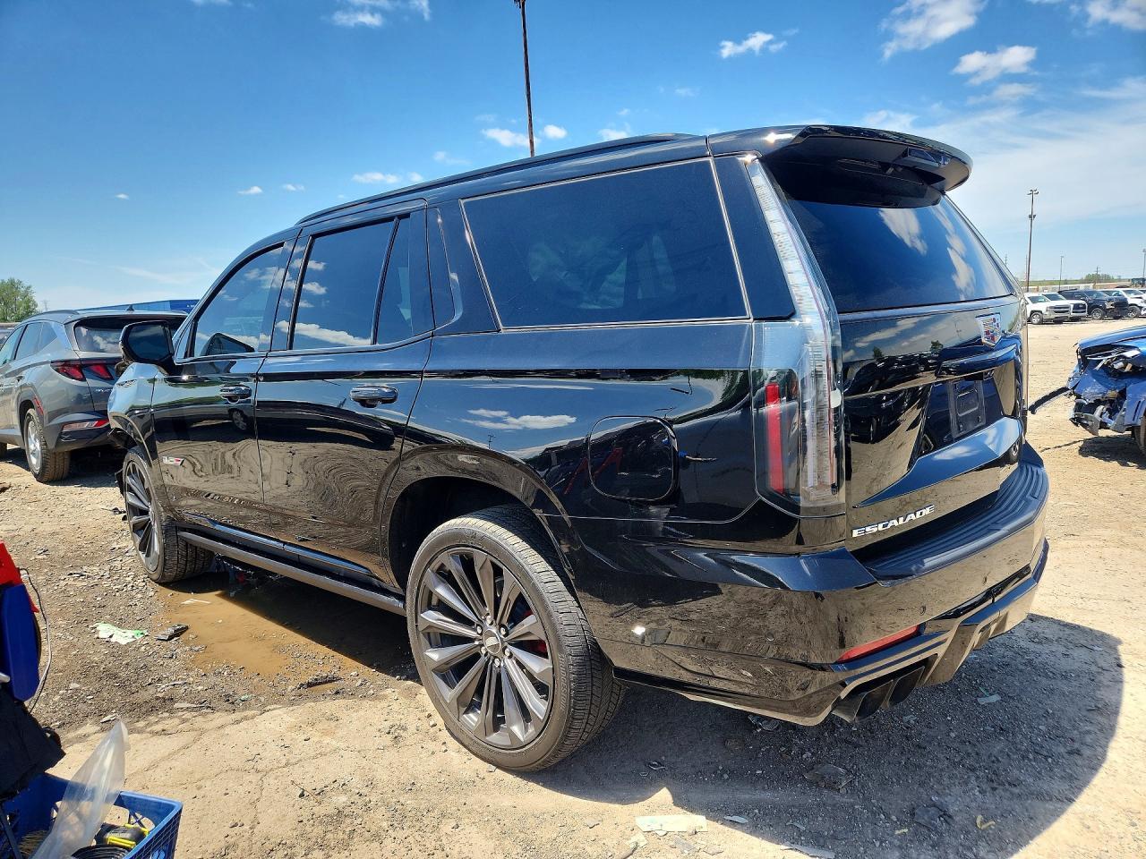 2025 Cadillac Escalade V - Фото 2