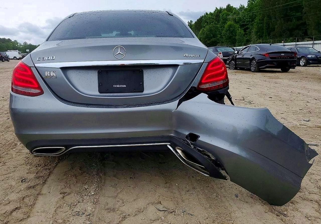 2015 Mercedes-Benz C 300 4Matic - Image 6