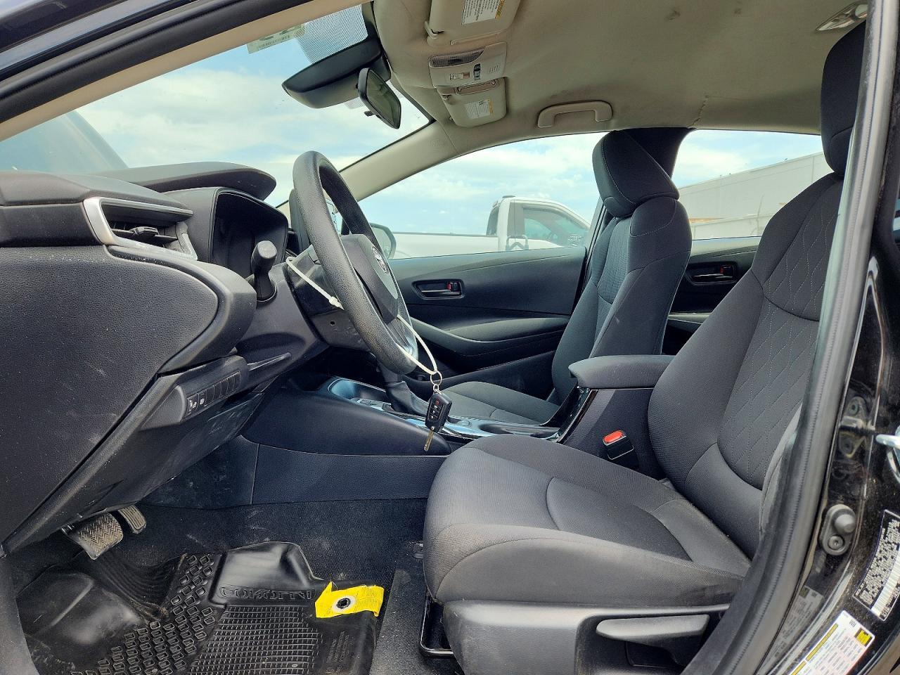 2022 Toyota Corolla Le - Фото 7