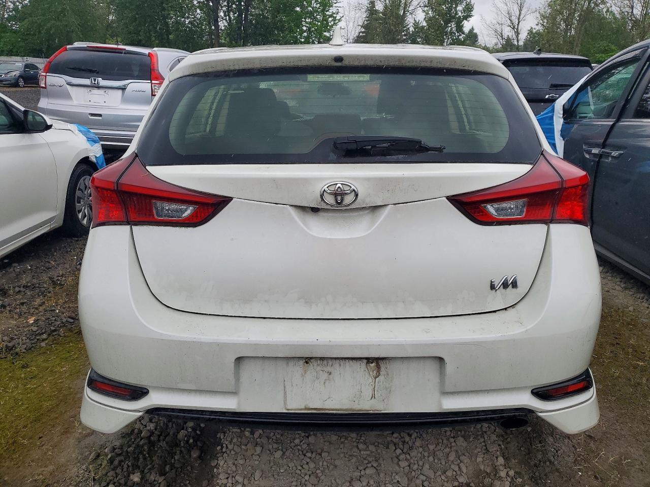 2017 Toyota Corolla Im Base - Image 6