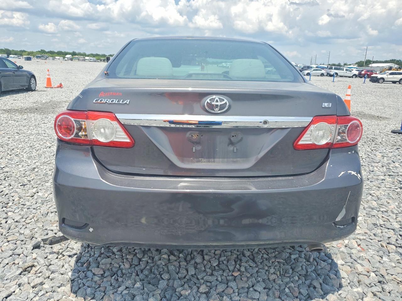 2013 Toyota Corolla Le - Фото 6