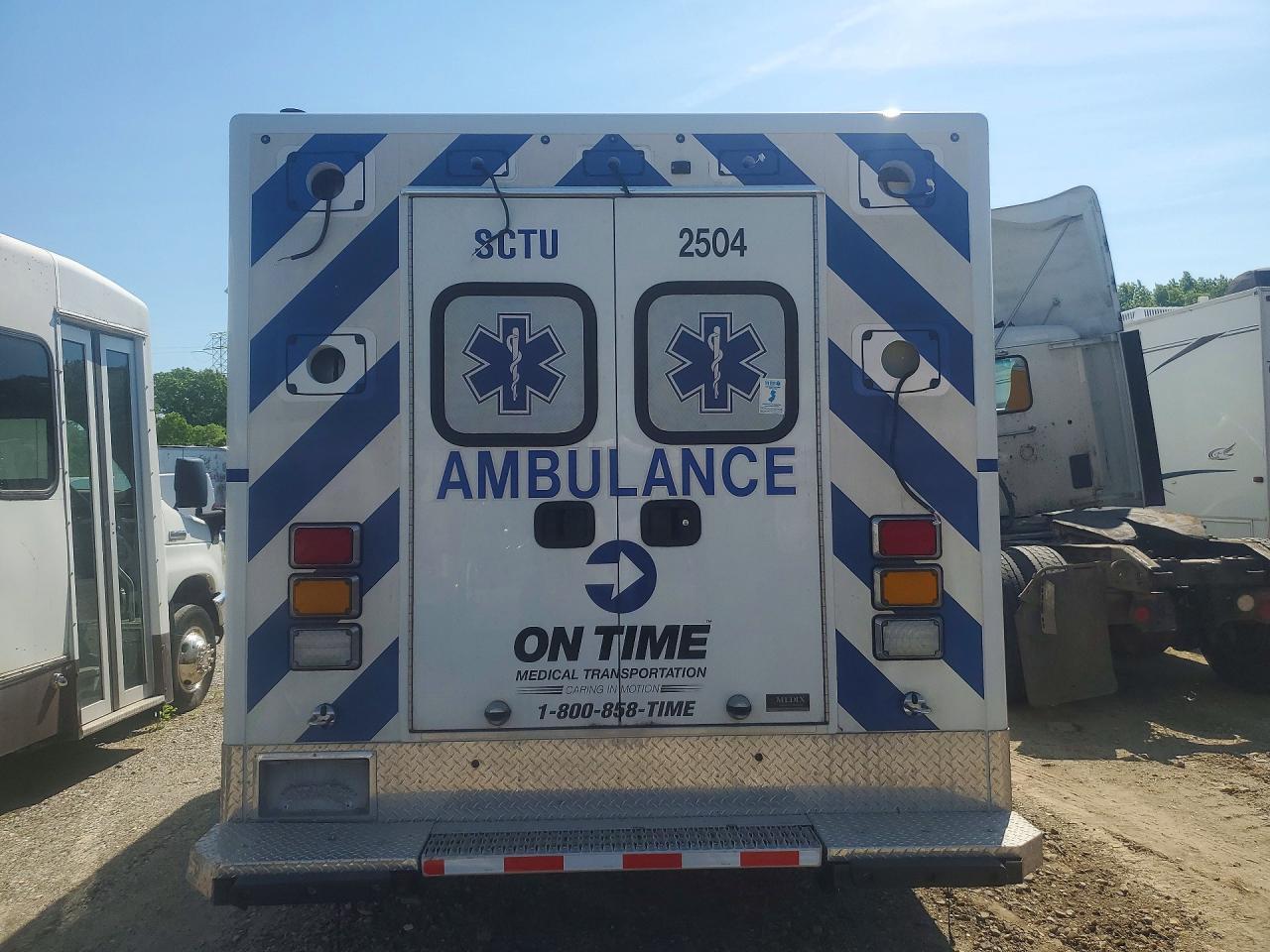 2024 Ford Econoline E350 Super Duty Cutaway Van - Image 6