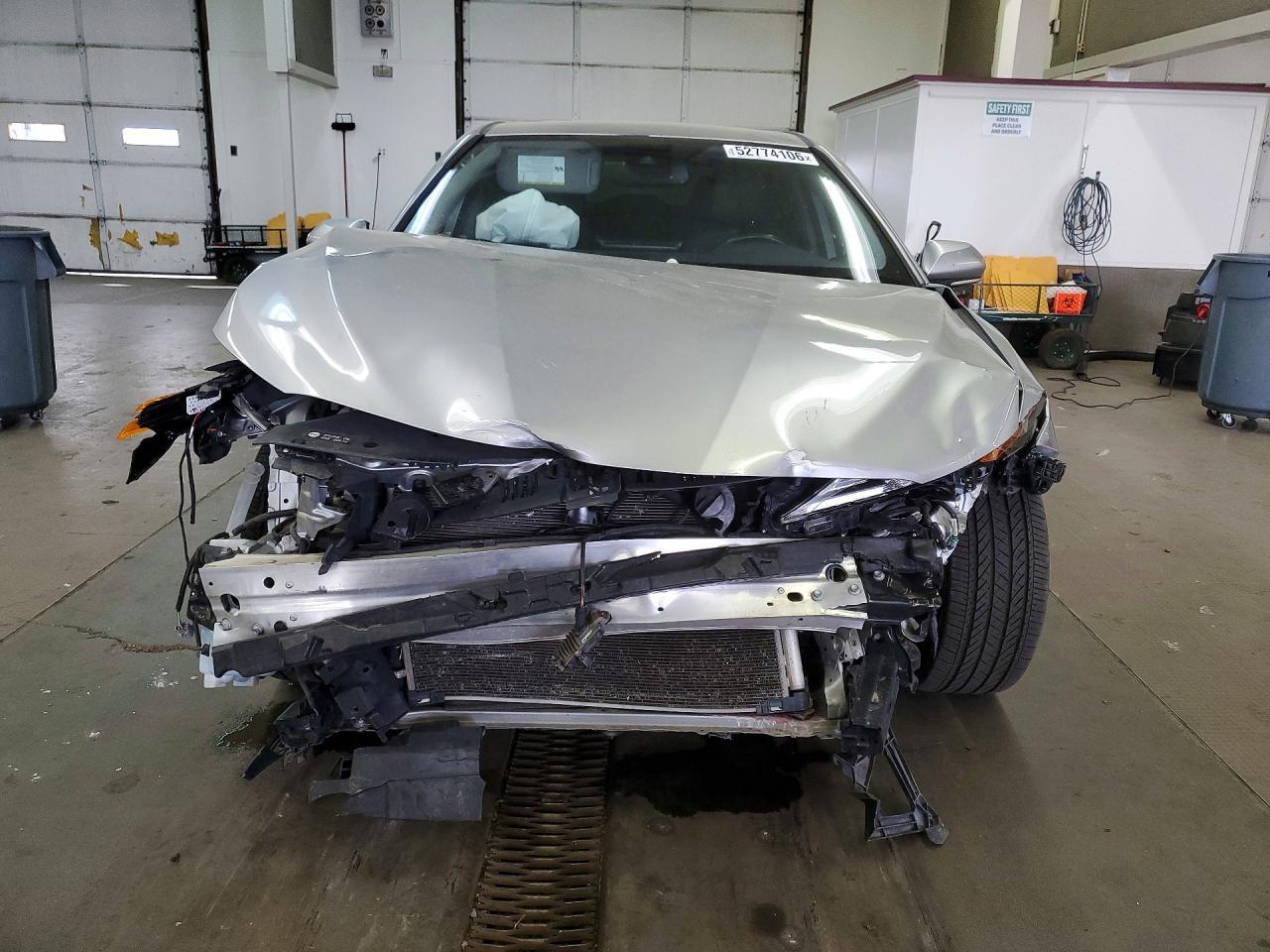 2021 Toyota Camry - Image 5