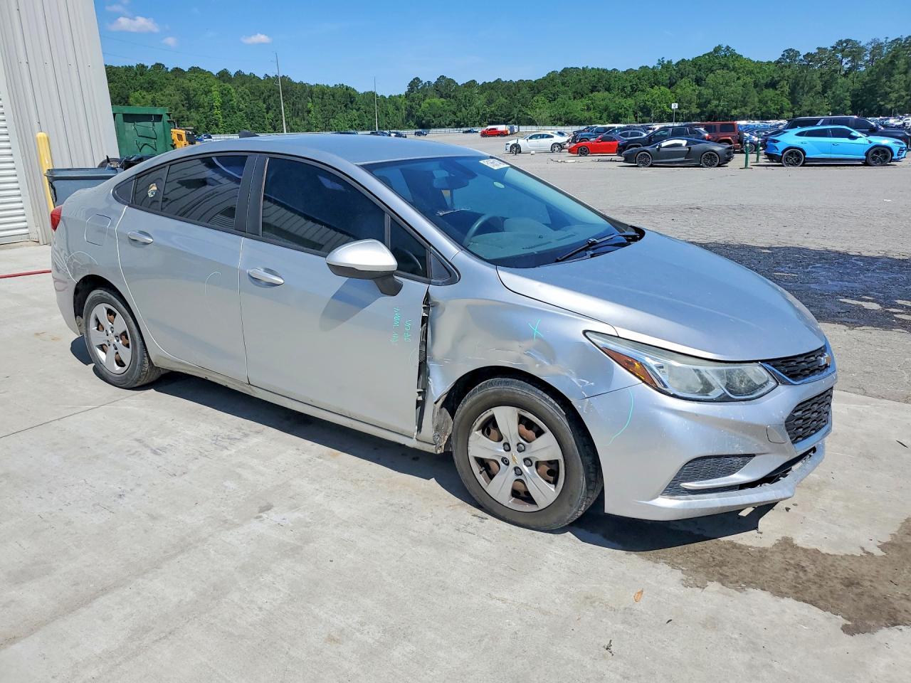 2018 Chevrolet Cruze Ls - Фото 4