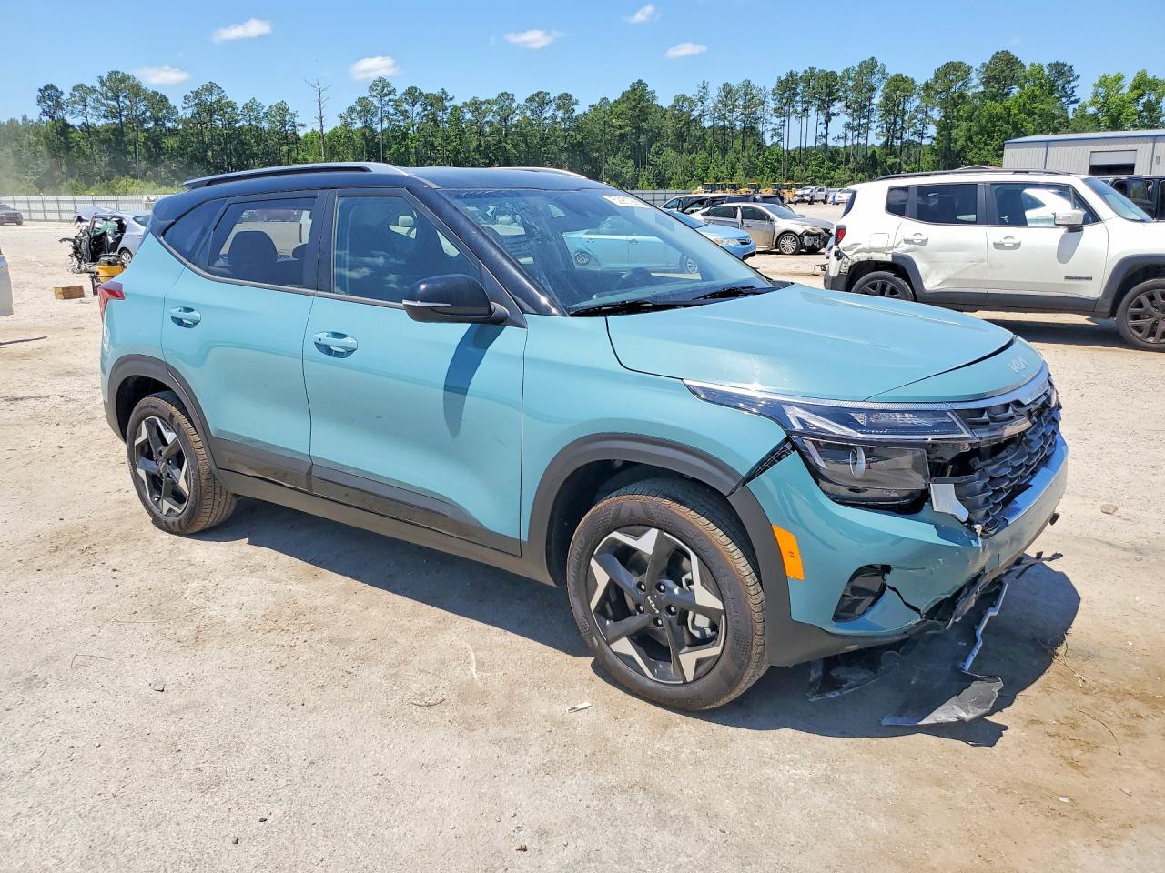 2025 Kia Seltos S - Image 4