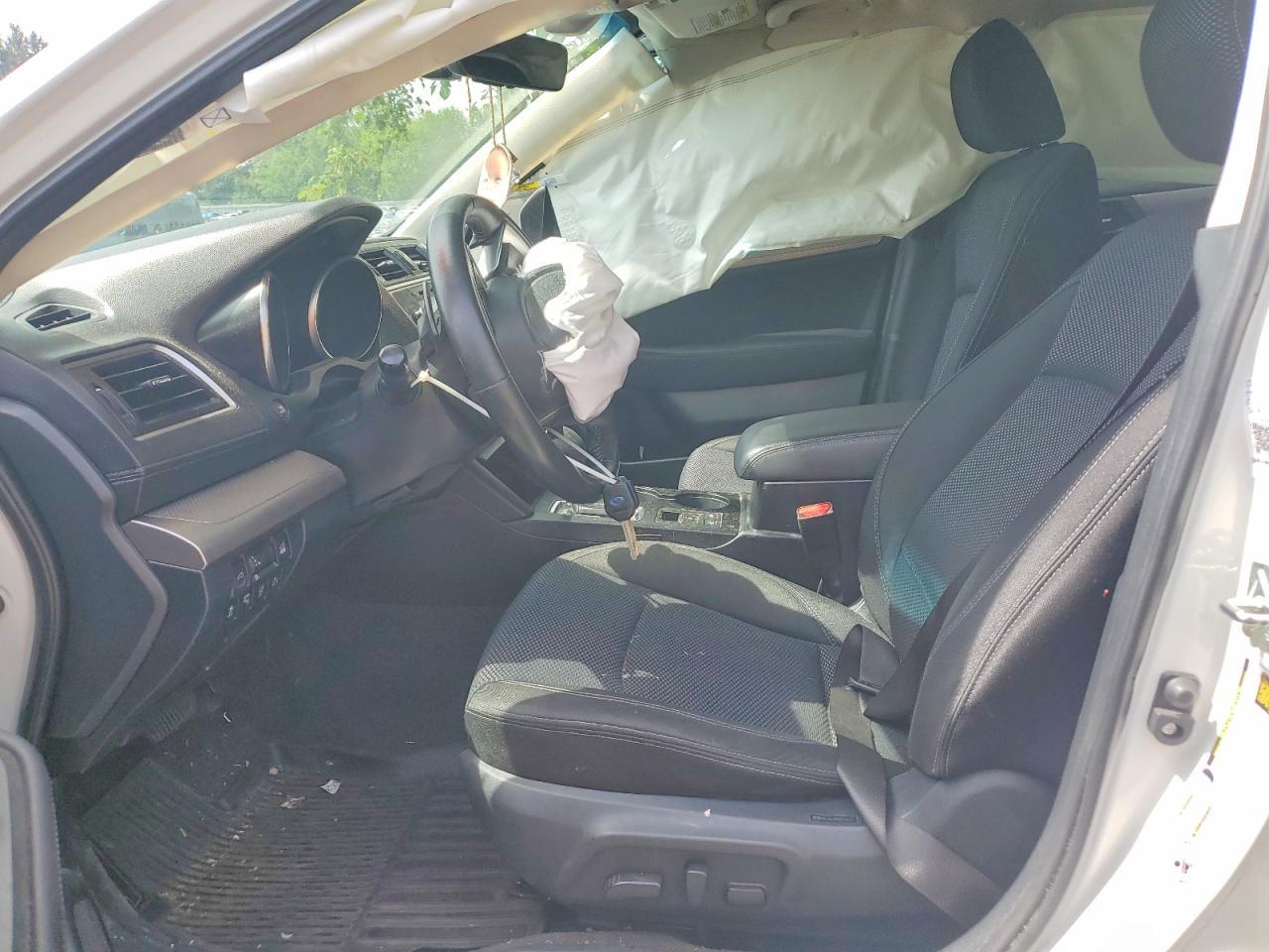 2018 Subaru Outback 2.5I Premium - Image 7