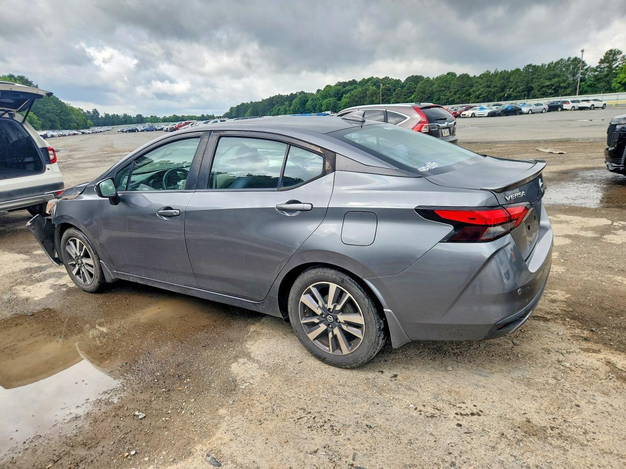 2020 Nissan Versa Sv - Фото 2