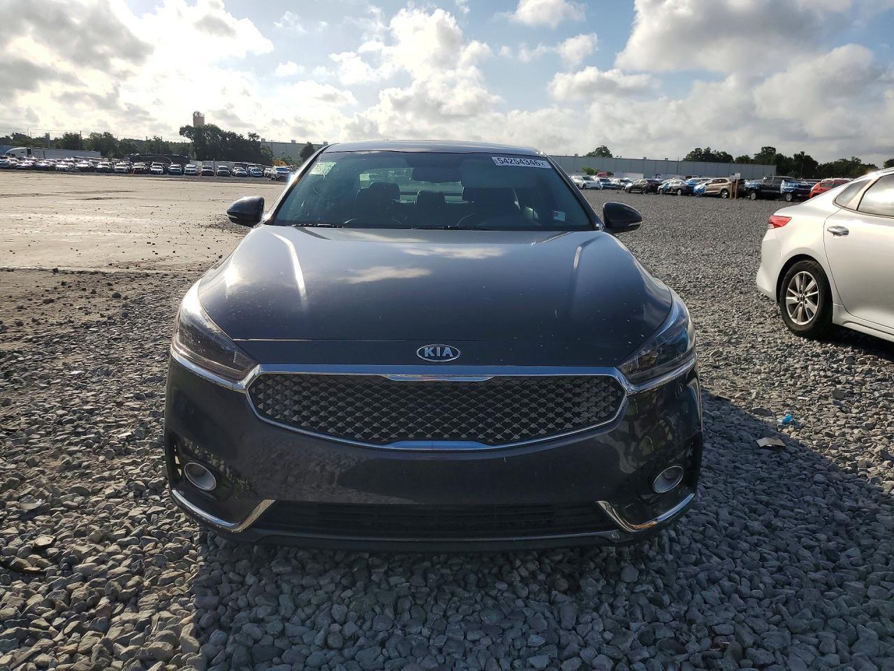 2018 Kia Cadenza Premium - Фото 5