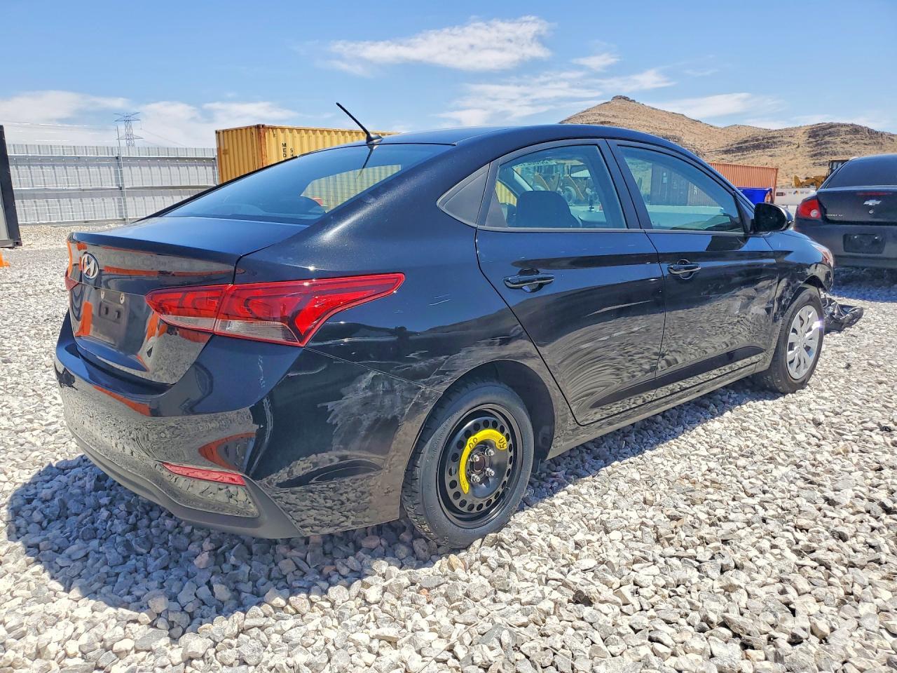 2022 Hyundai Accent Limited W/Int - Image 3