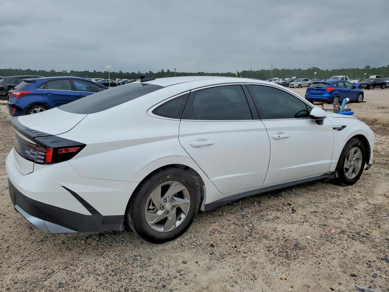 2025 Hyundai Sonata Se - Фото 3