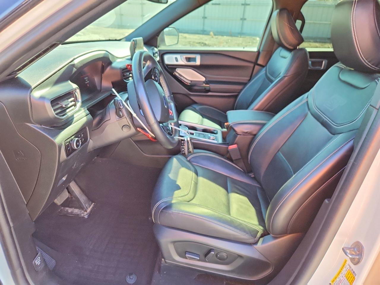 2023 Ford Explorer St - Фото 7
