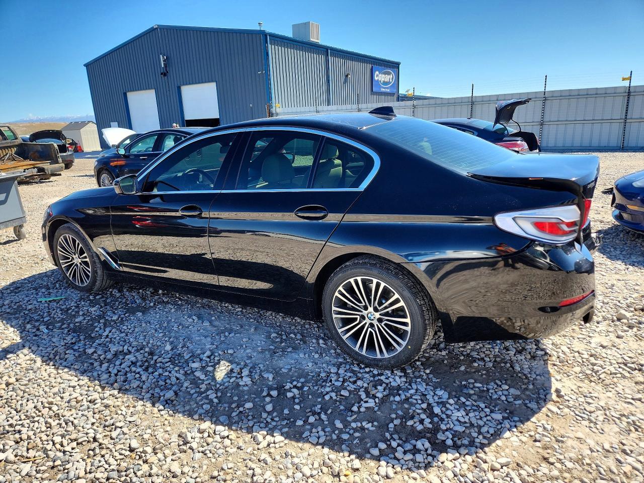 2020 BMW 530 I - Image 2