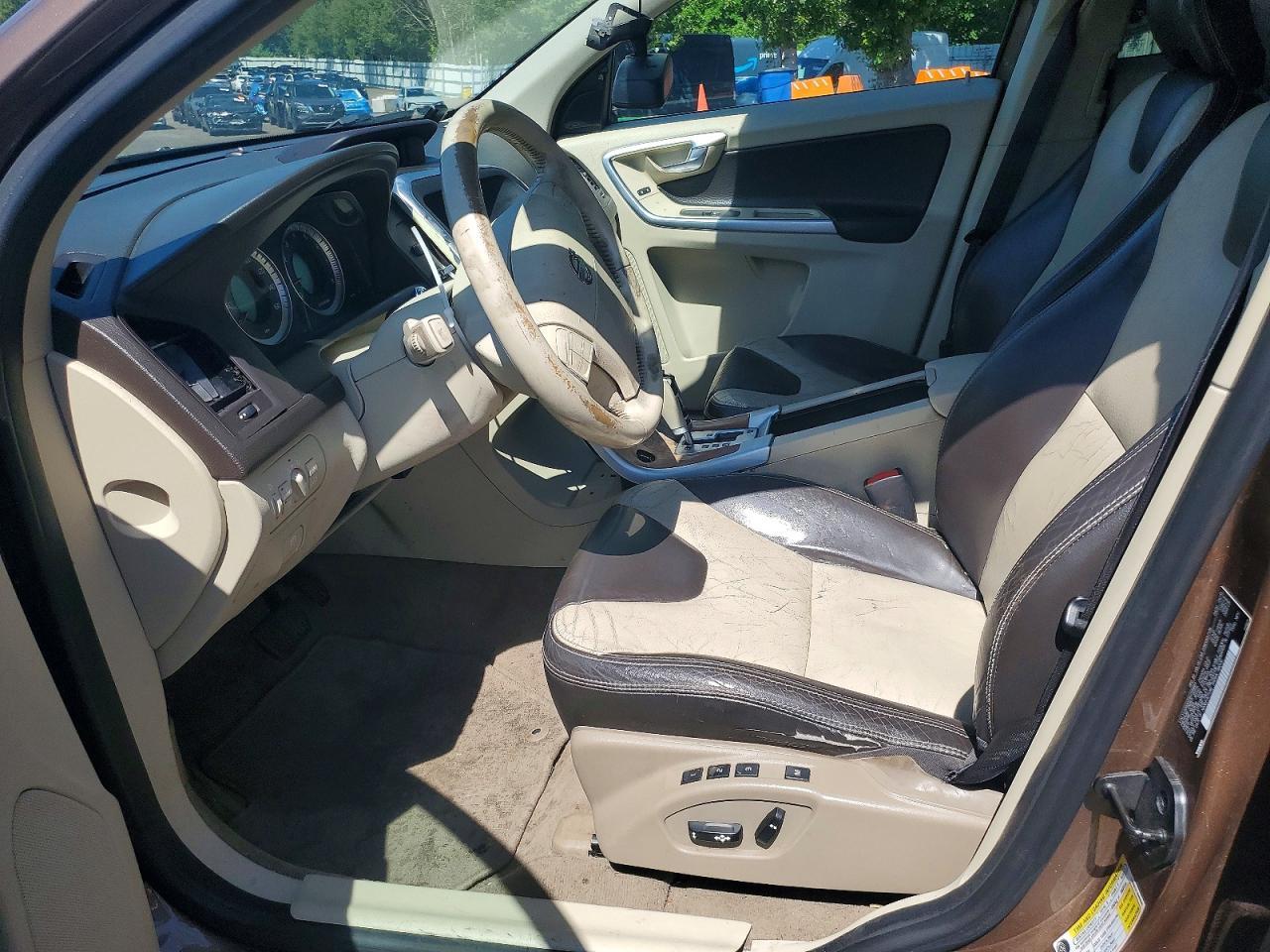 2010 Volvo Xc60 - Image 7