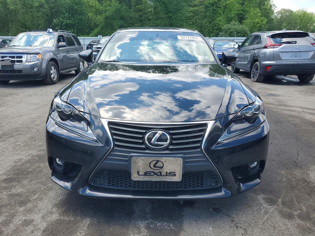 2016 Lexus Is 300 - Image 5