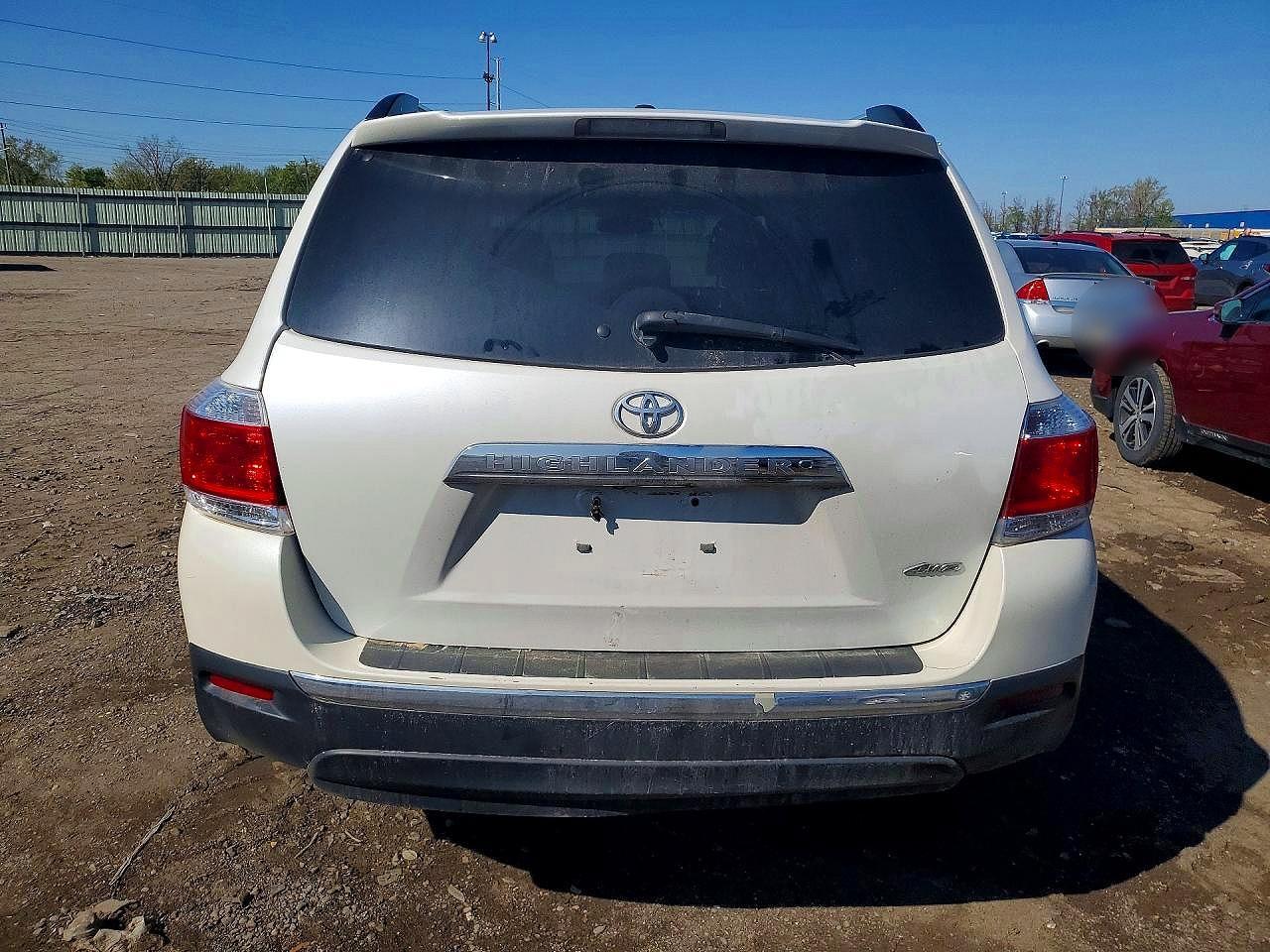 2011 Toyota Highlander Limited - Image 6