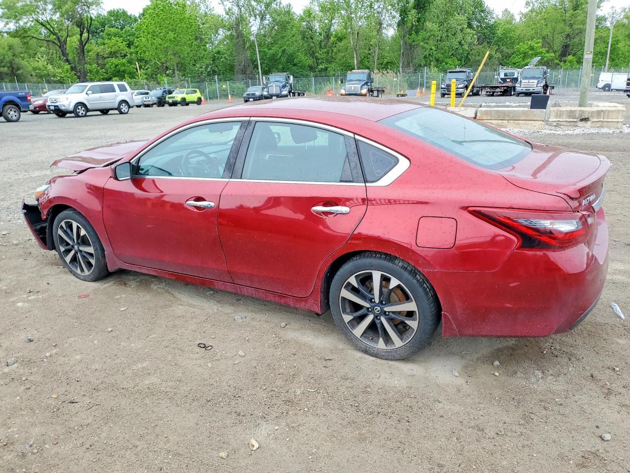 2018 Nissan Altima 2.5 Sr - Фото 2