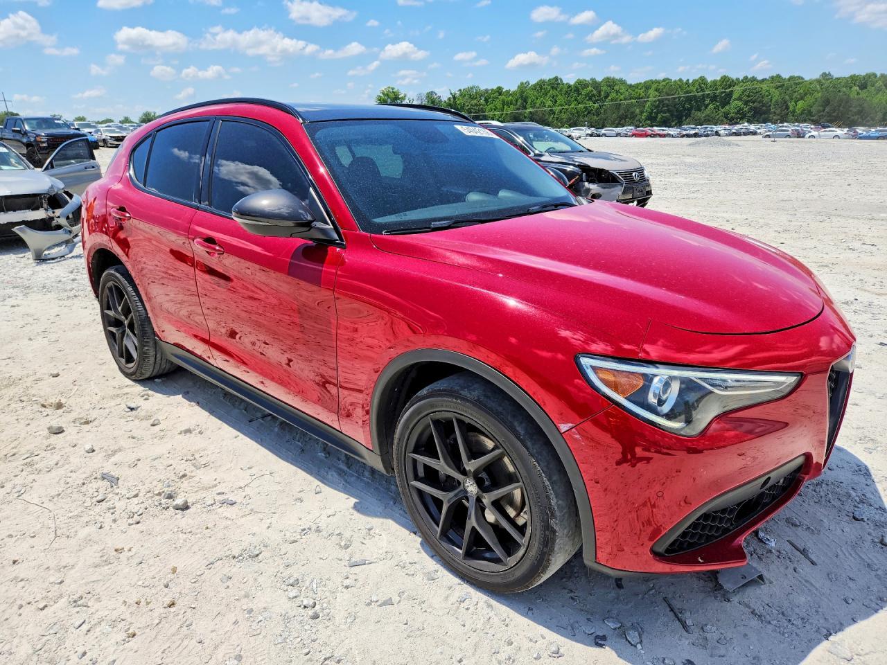 2019 Alfa Romeo Stelvio Ti - Image 4