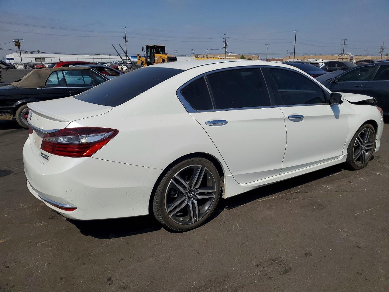 2017 Honda Accord Sport Special Edition - Image 3