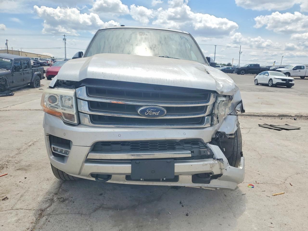 2017 Ford Expedition El Limited - Image 5