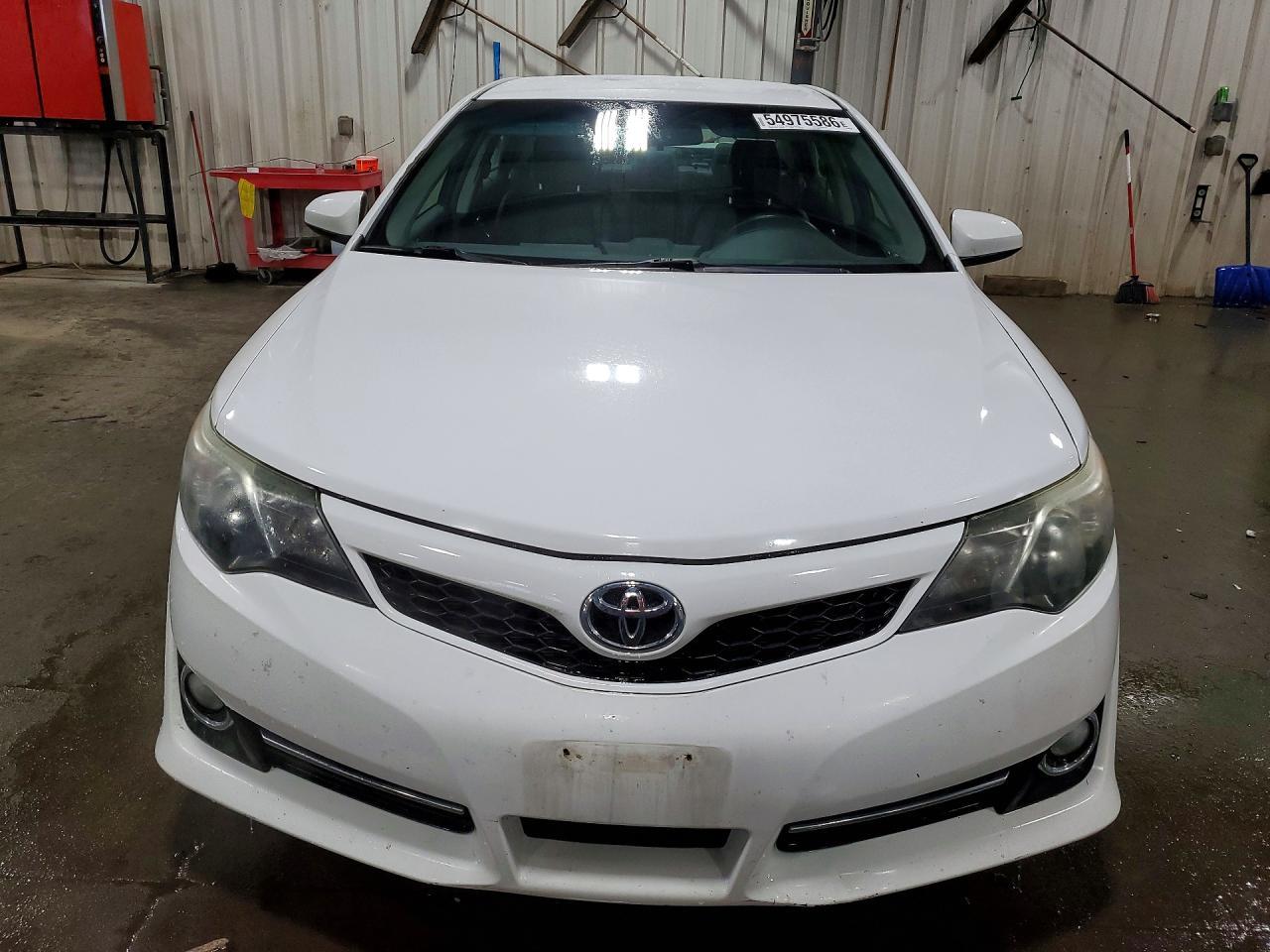 2014 Toyota Camry Se - Фото 5