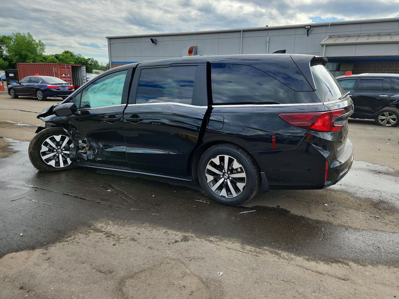 2025 Honda Odyssey Exl - Image 2