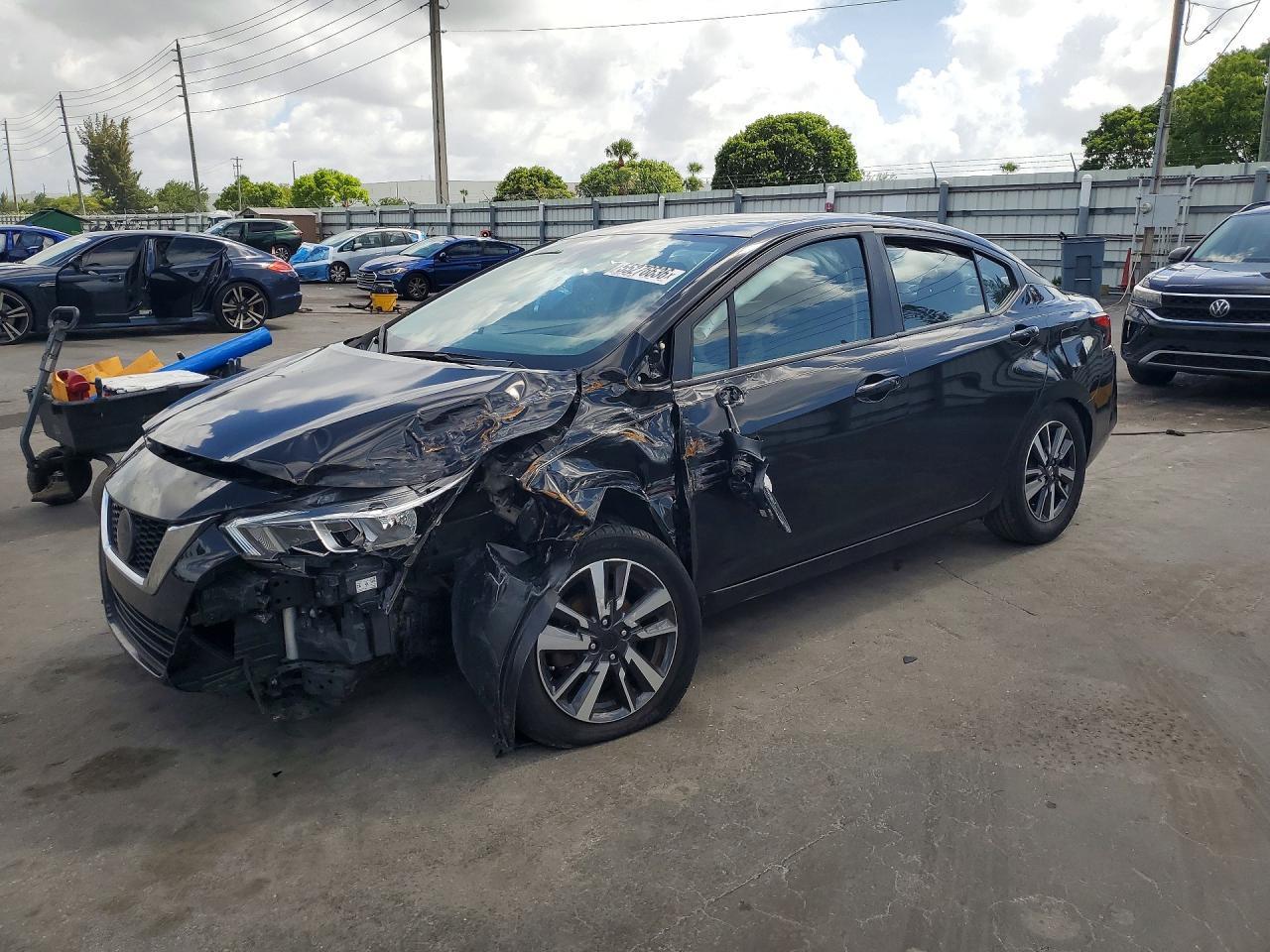 2021 Nissan Versa Sv